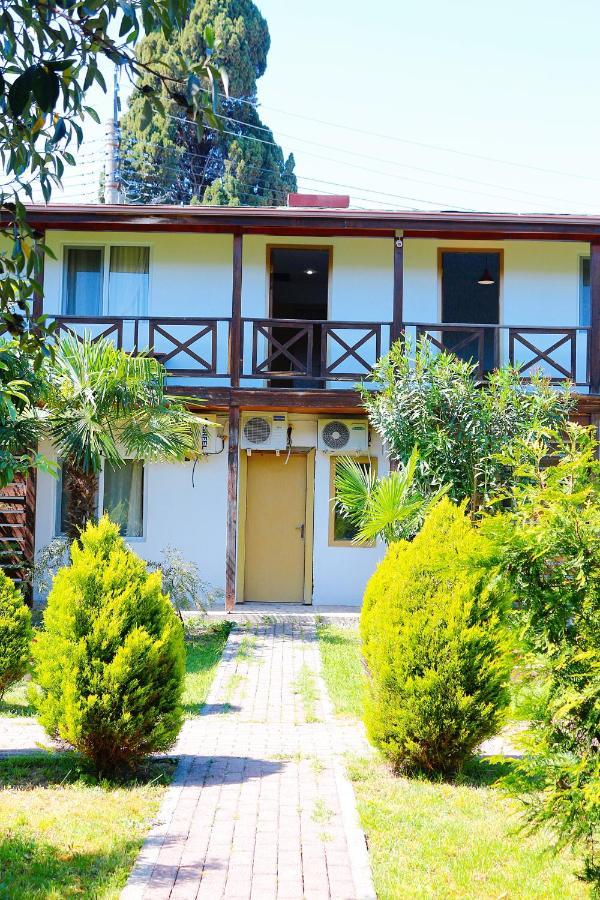 Guest House Alashara Picunda Kültér fotó